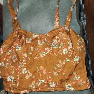 Bogg collection crop top